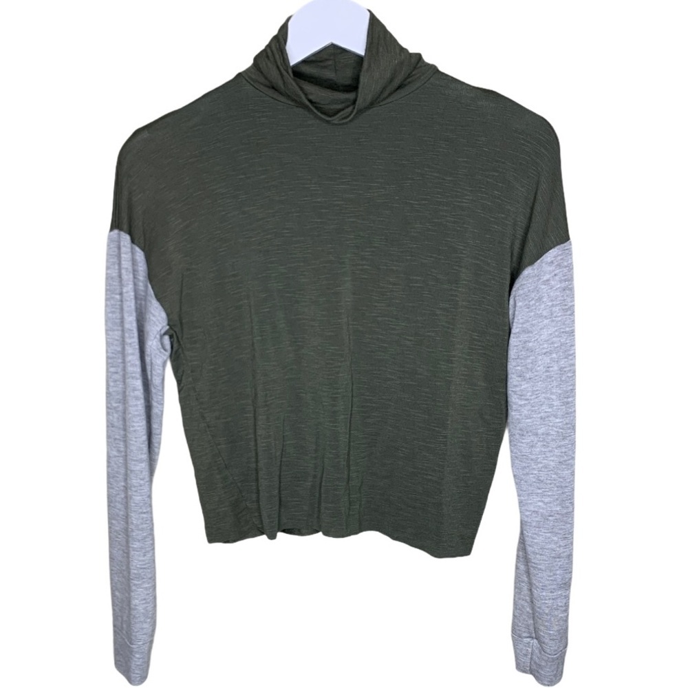 ANTISTAR Colourblock Mockneck/Turtleneck Top With Long Sleeves Olive Green Small